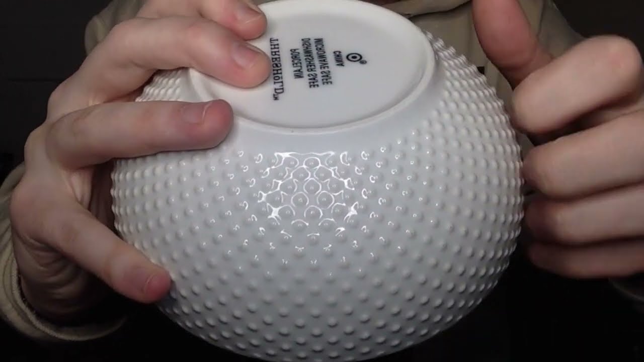 ASMR Scratching and Tapping