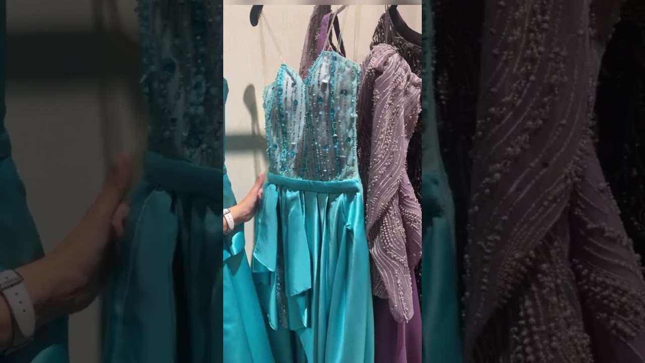 بوتيك ازياء المشاهير للمصممة منيرة المالكي في العمارة الزرقاء بجدة 💜