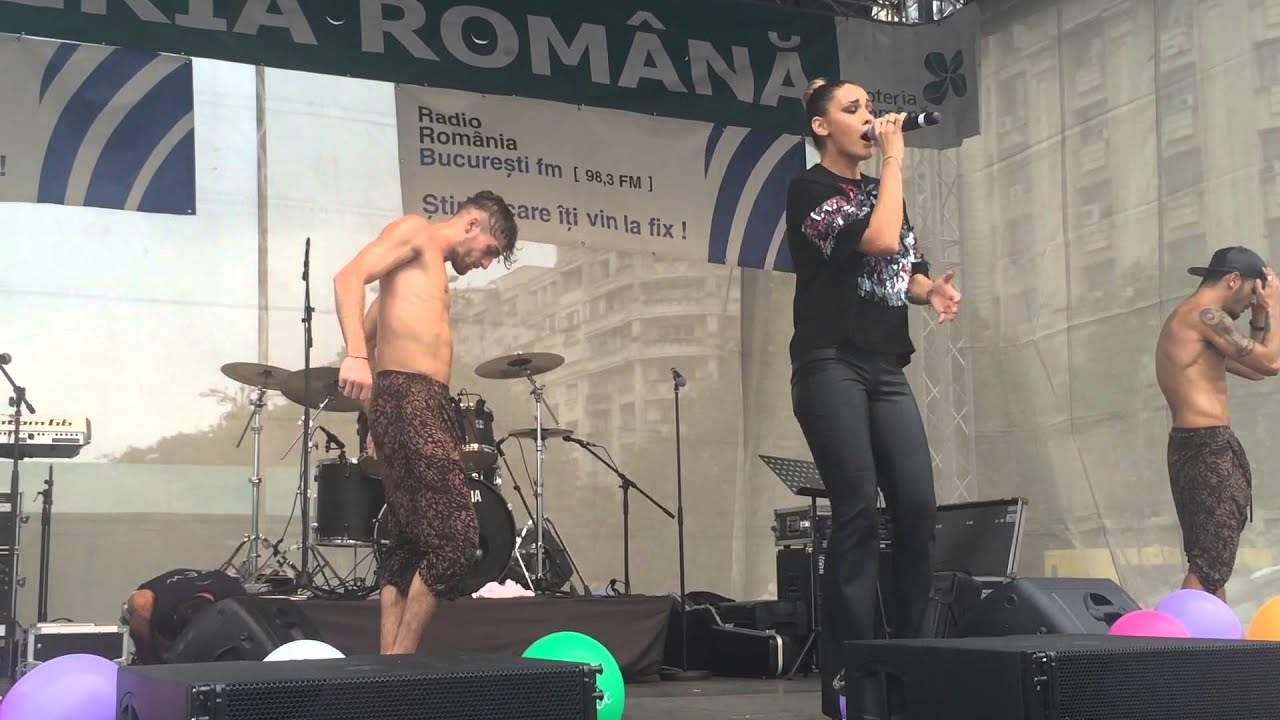 Alina Eremia - A fost o Nebunie (27 Septembrie 2015 - Piata Constitutiei)