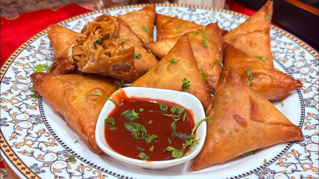Ramzan series episode 4 crispy noodles, Ke Samosa recipe!Dream kitchen!