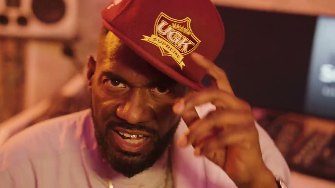 E S G  X Hugo Boss - First Brick / Watching Me  (Screwed Up Cartel)