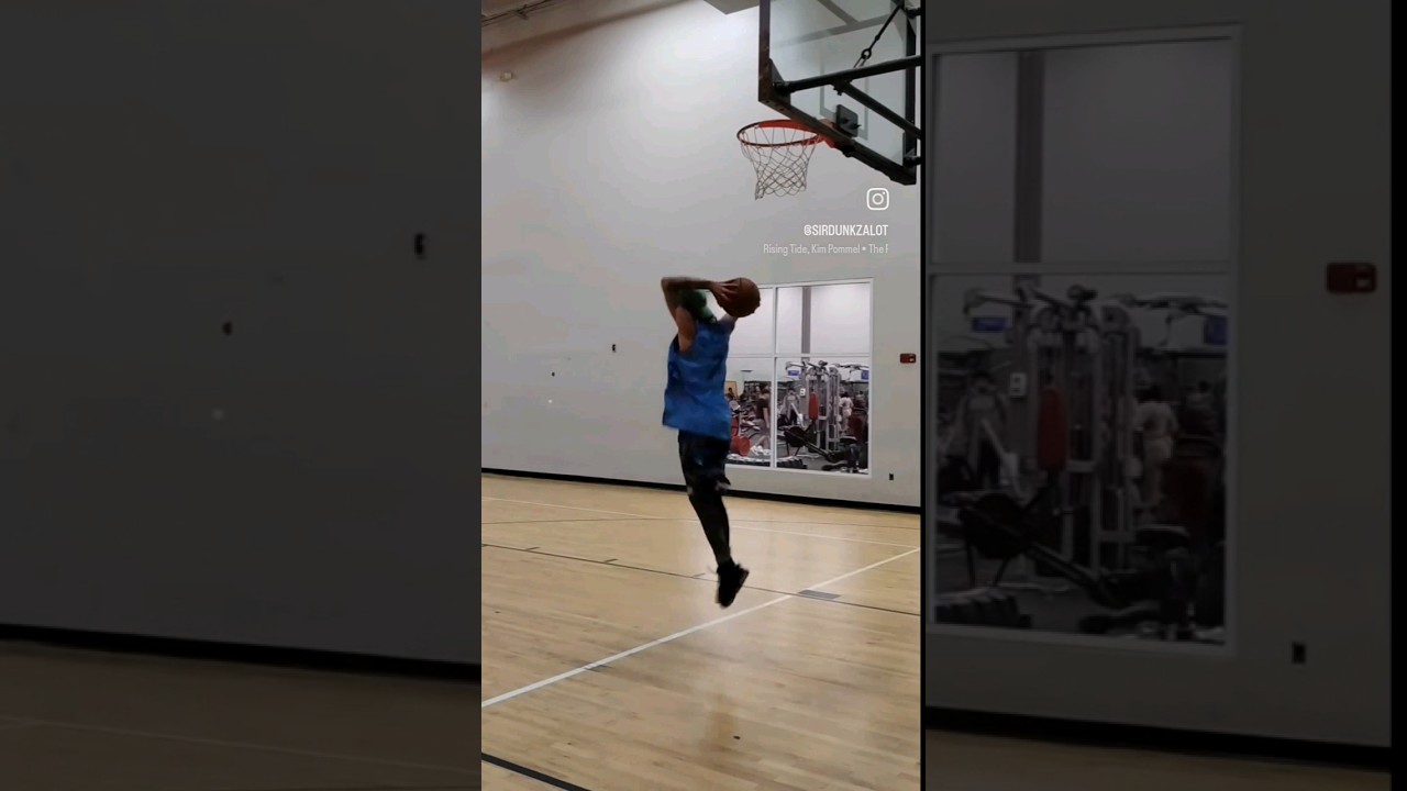 Last Dunk Of The Day #sessionseason  @RisingTideVibes  @kimpommellofficial5133 @MikeLoveMusic