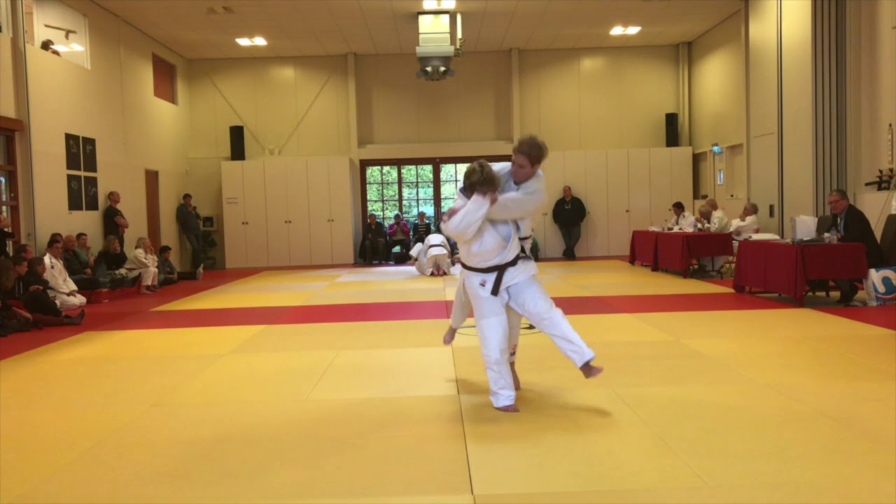 1e dan examen Natasja