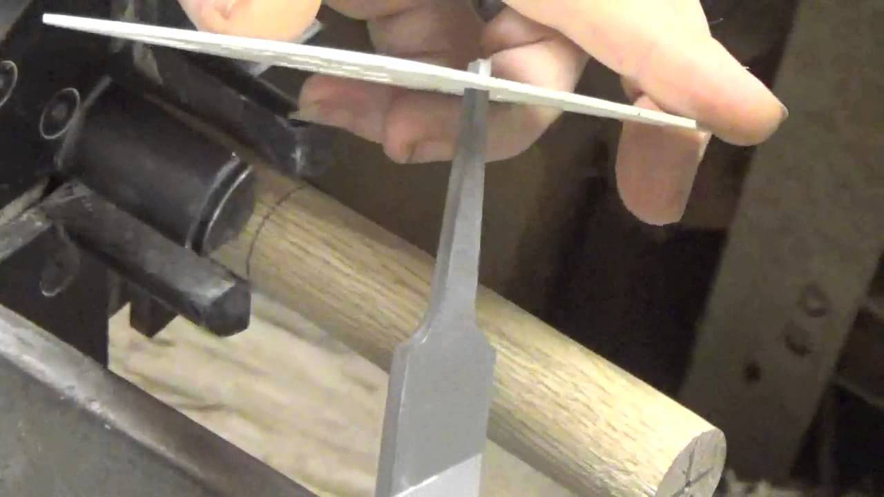Woodturning: A File Handle