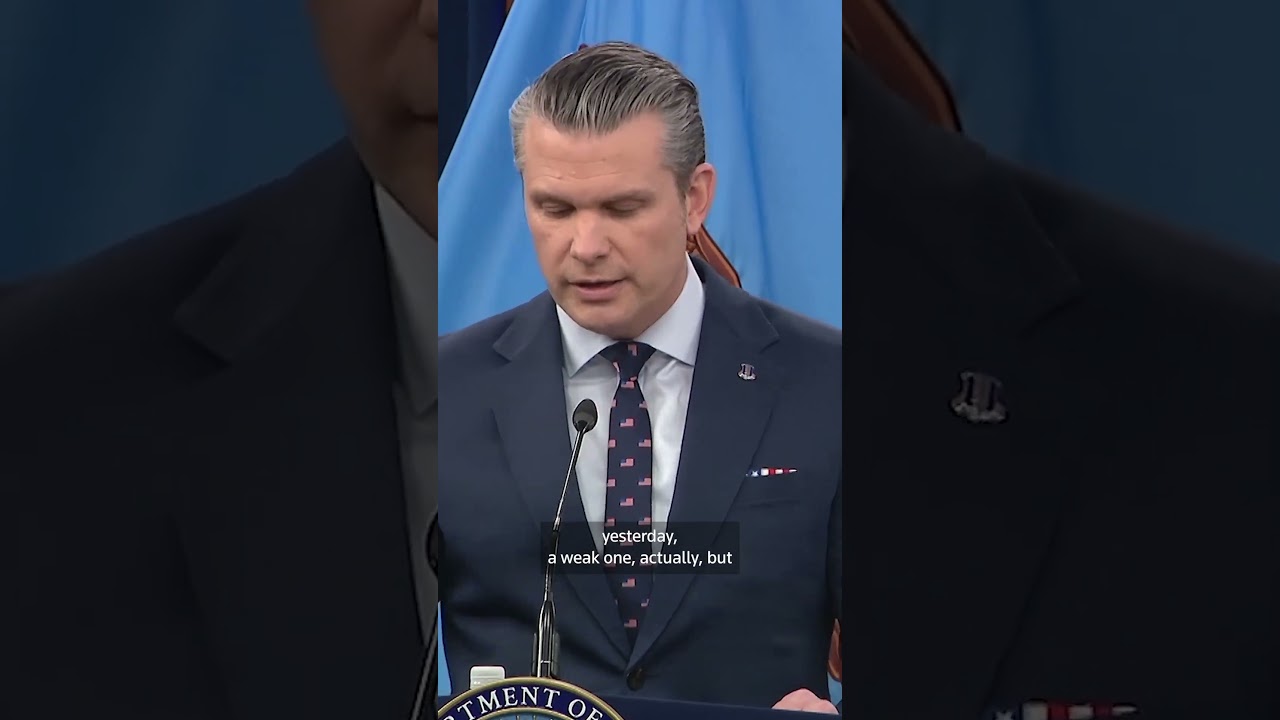 Новый верховный лидер Ирана ранен, предположительно, получил увечья, сообщает Хегсет.