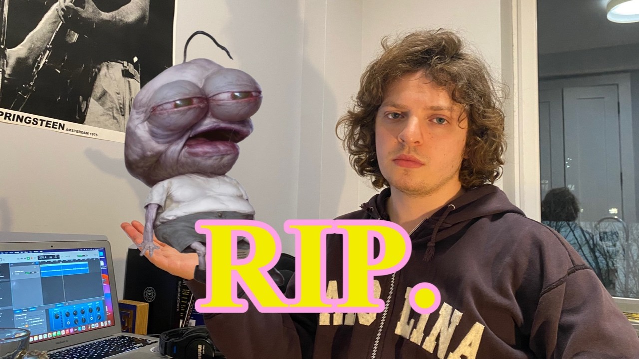 A Funeral for Smiling Friends