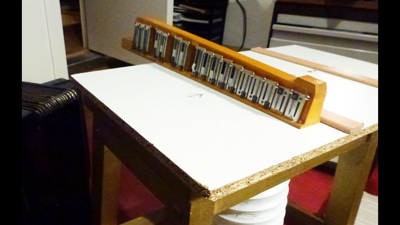 DIY - low budget space-saving accordion tuning table