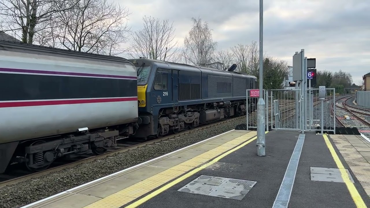 (Inverted Set) Enterprise Train 9001 + IÉ 201 loco 216 Departing Lisburn after Signal Faults 