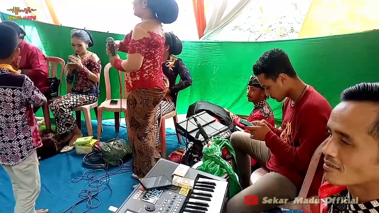 Joosss!!!! Kecil² jago joget Tayub_Gubuk Asmoro-Srampat_Ambar_Sekar Madu (EP Production)