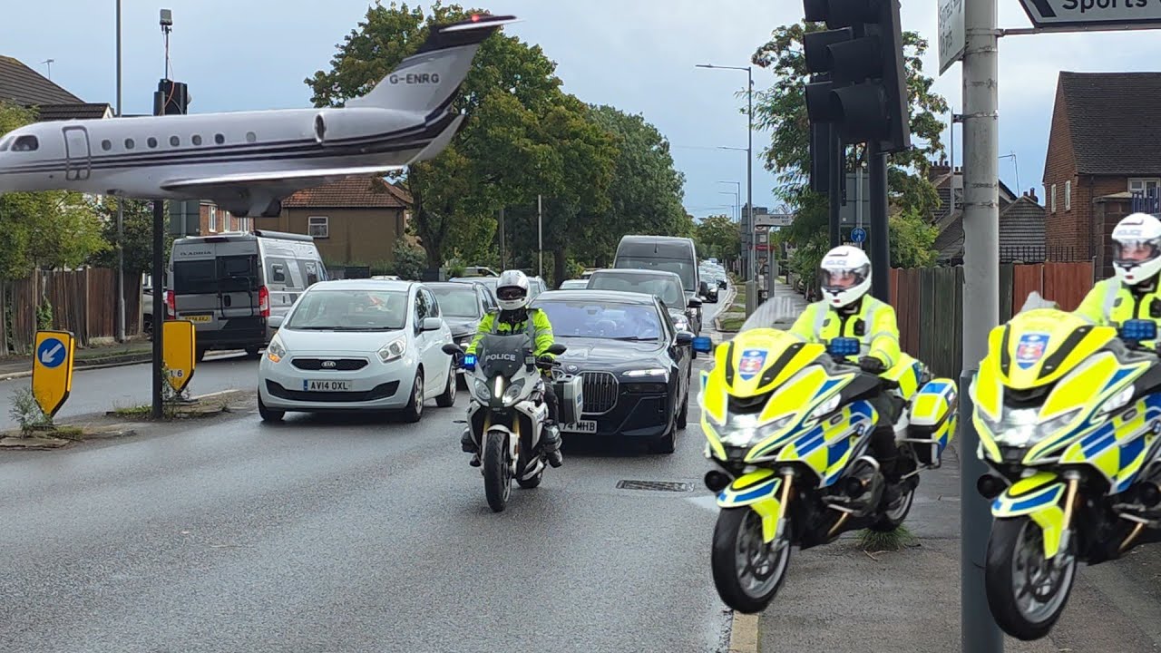 KING CHARLES ARRIVING AT RAF NORTHOLT 