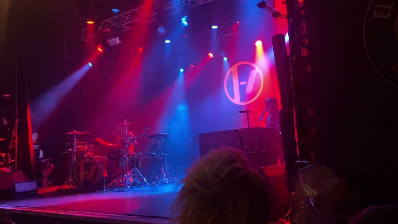 twenty one pilots - Trapdoor (live in London 2024)