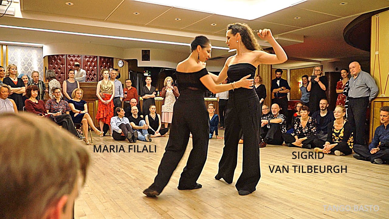 Maria Filali & Sigrid Van Tilbeurgh - 3-3  - 2021.12.03