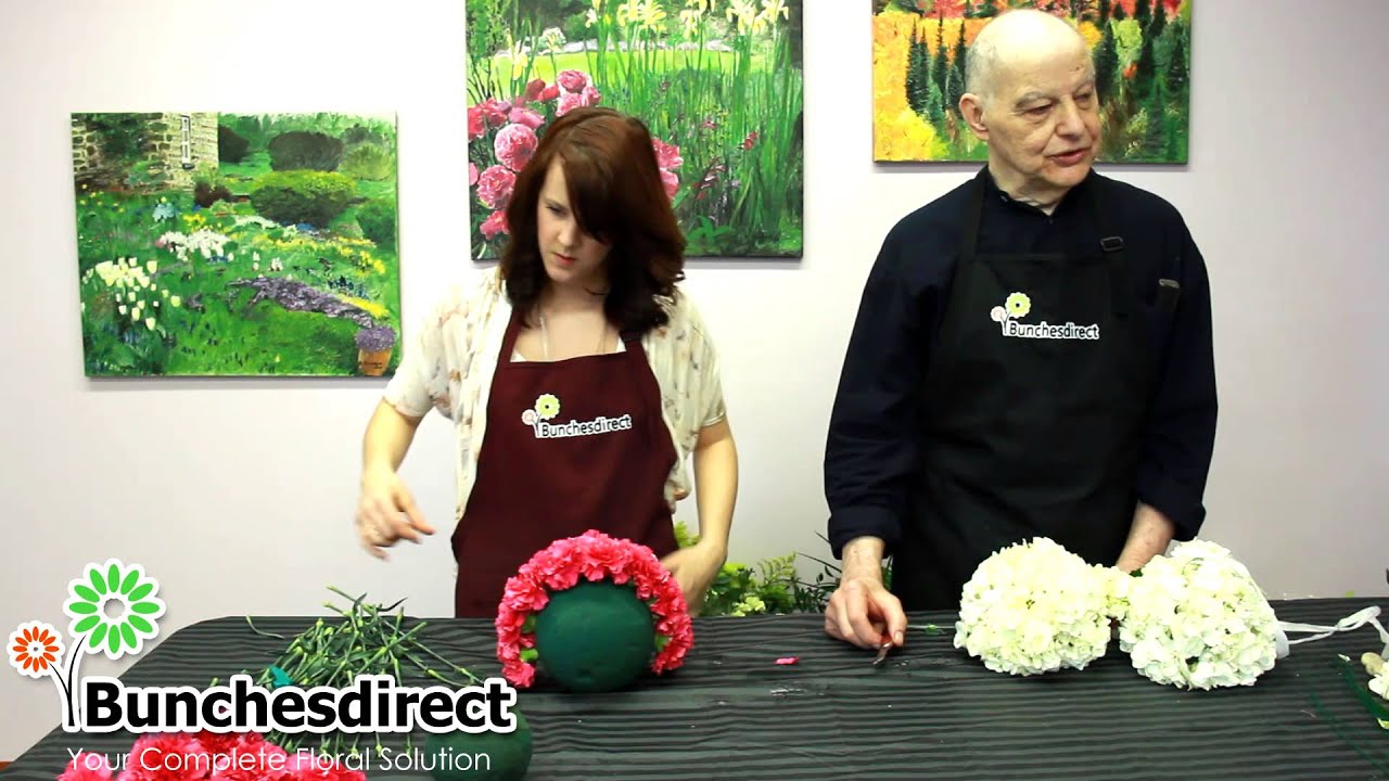 Do it yourself - Kissing Balls (Floral Pomander Balls)