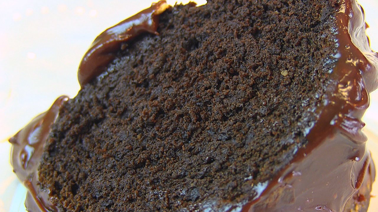 Betty's Moist Chocolate Pumpkin Cake