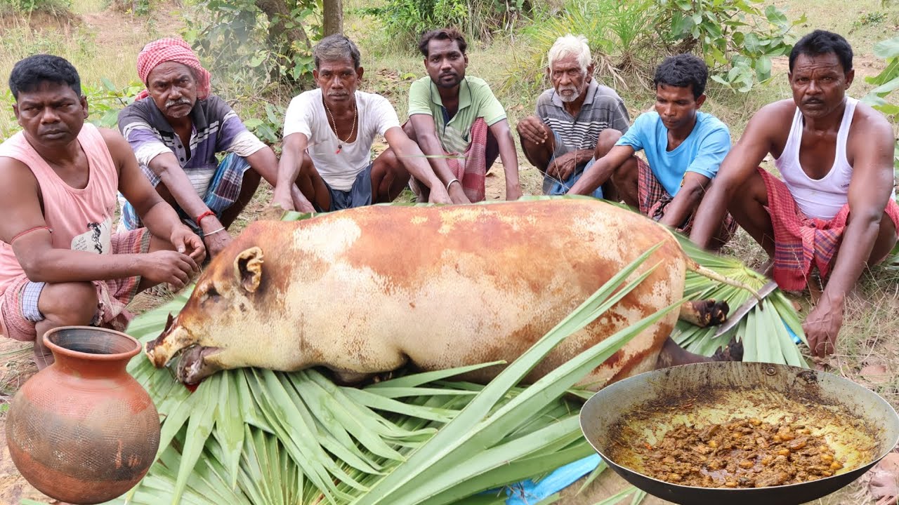 Indian Tribe people cooking full pig 🐖 | full pork Recipe village style #tribecooking #porkrecipe 