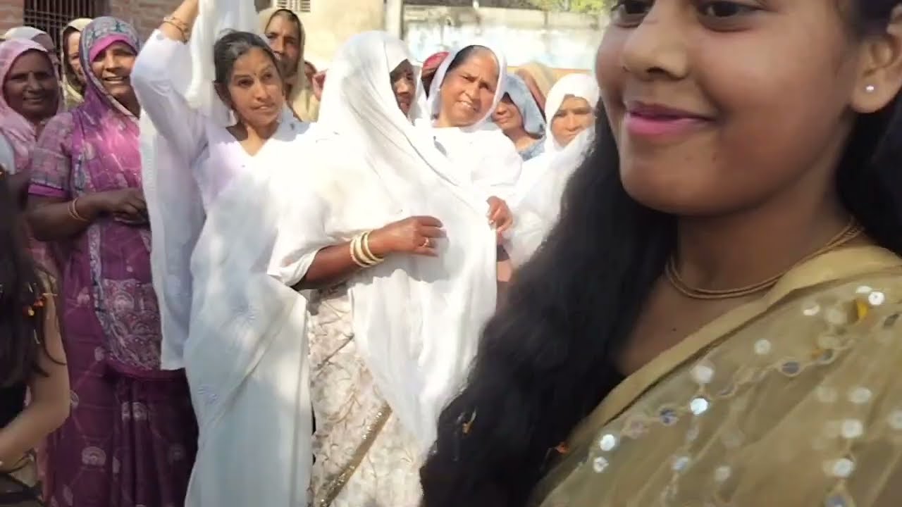 Salempur gram Basi sabhi dhwaj lahra kar jhume nache#0m#bk#shiv#baba🌹🌹🌹🌹