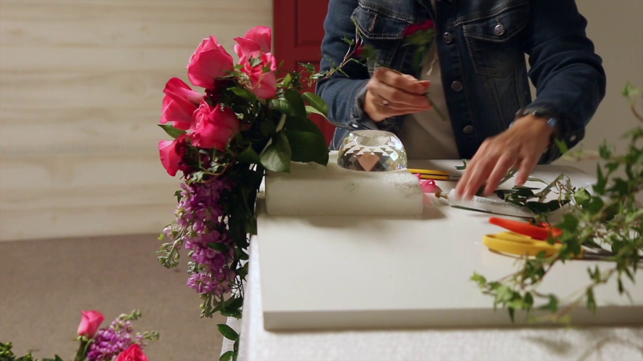 Workbench Basics: Teardrop Bouquet