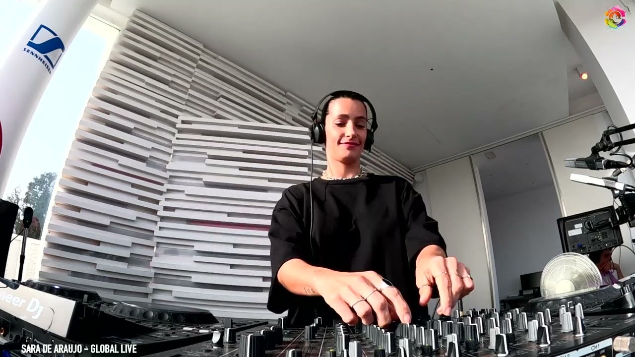 Sara de Araujo - Global Live