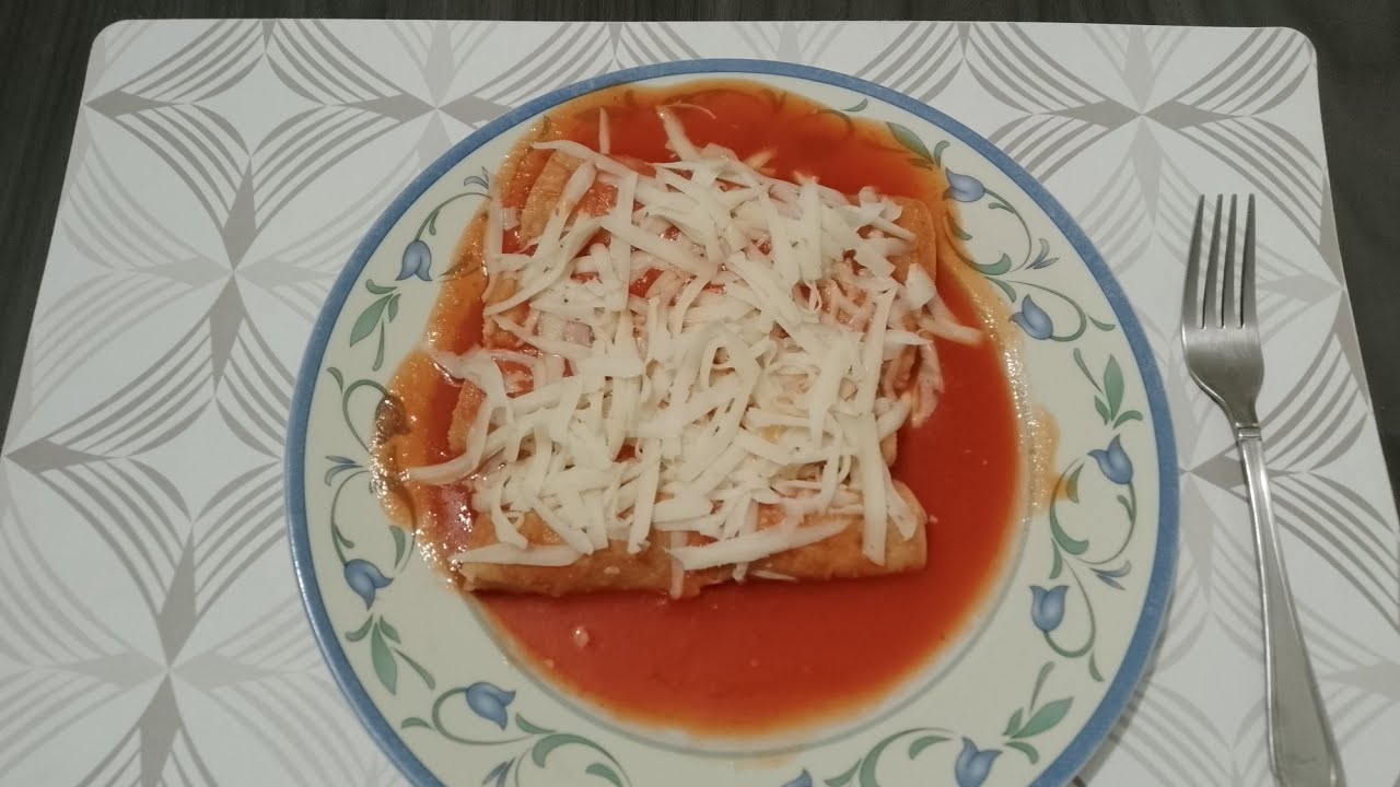 ENTOMATADAS CON AGUACATE