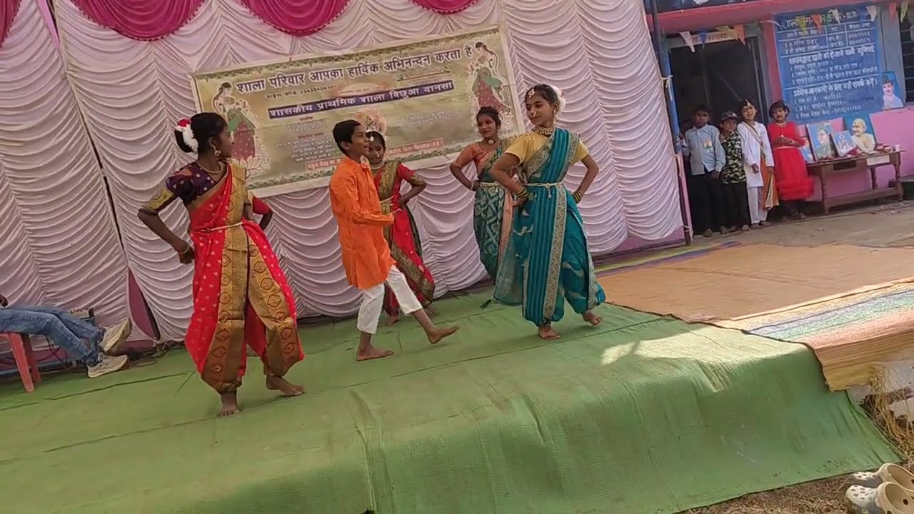 Kab aayegi chhindwara... #republicday #chhindwara #dance #school #song 