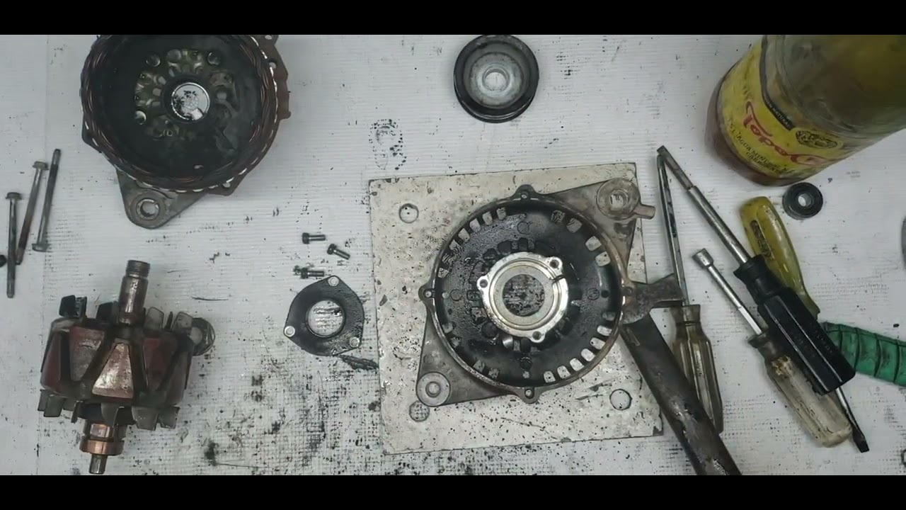COMO CAMBIAR LOS. 2.  BALEROS DEL ALTERNADOR DEL TSURU  CON 2. DESARMADORES