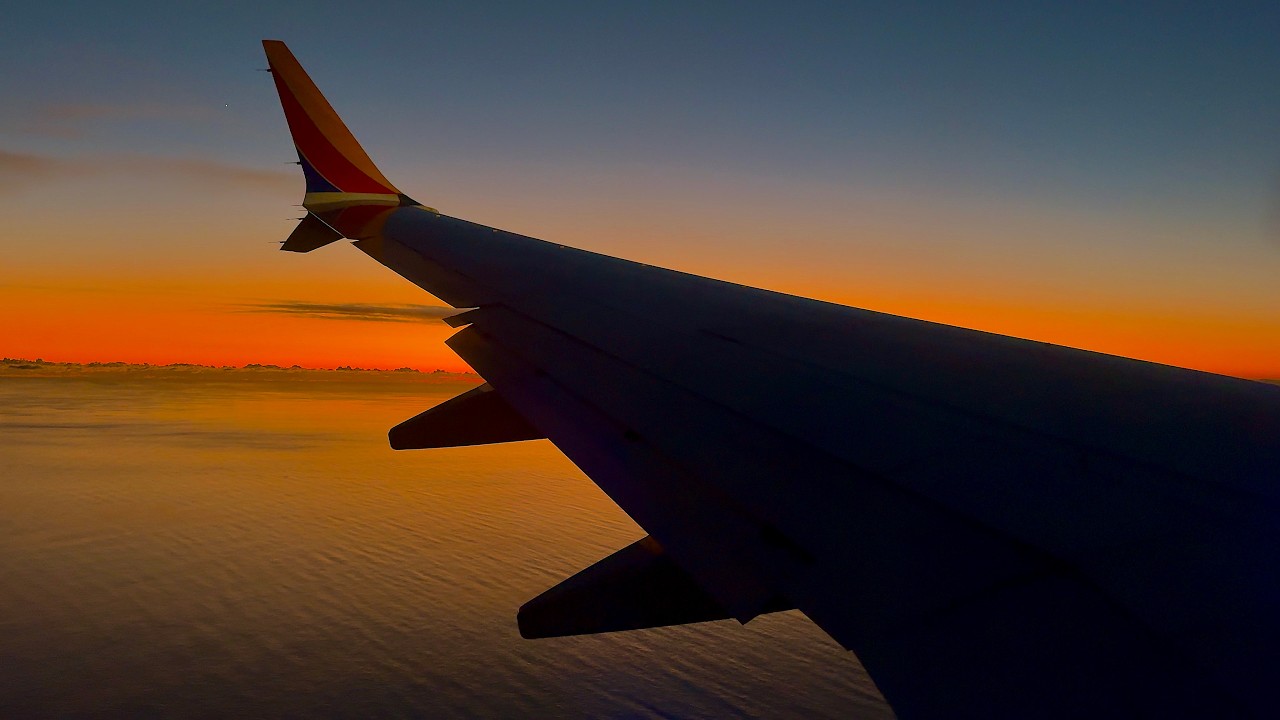 [4K] – Full Flight – Southwest Airlines – Boeing 737-8 Max – OGG-HNL – N8735L – WN4430 – IFS 1014