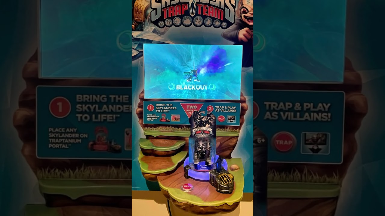 Витрина магазина Skylanders за 1000 долларов