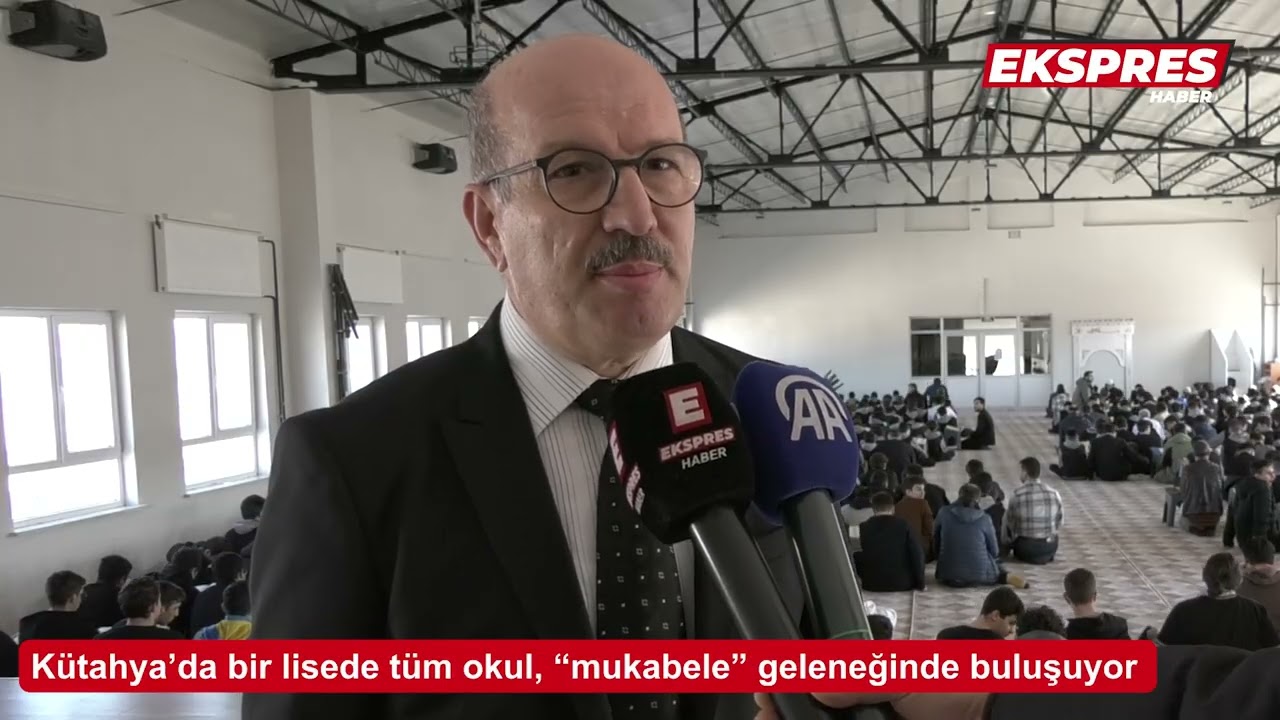 Kütahya’da bir lisede tüm okul, “mukabele” geleneğinde buluşuyor