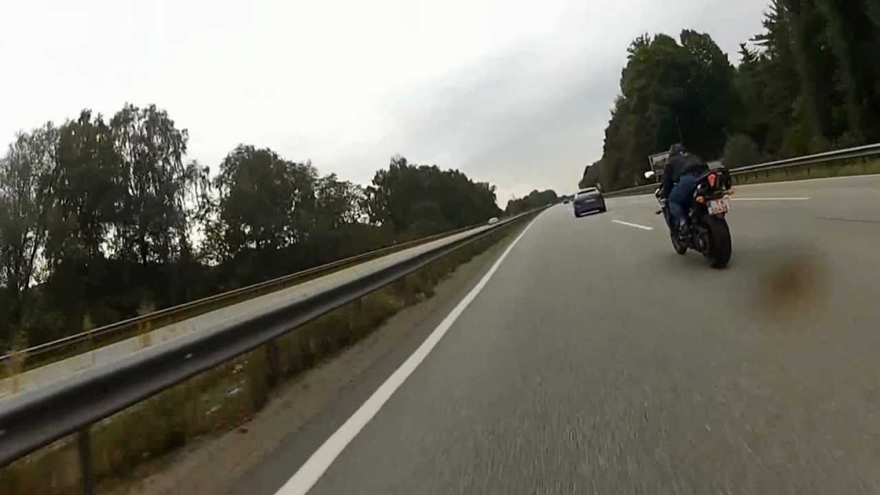 S1000rr vs 08 R1 on German Autobahn  Top Speed run