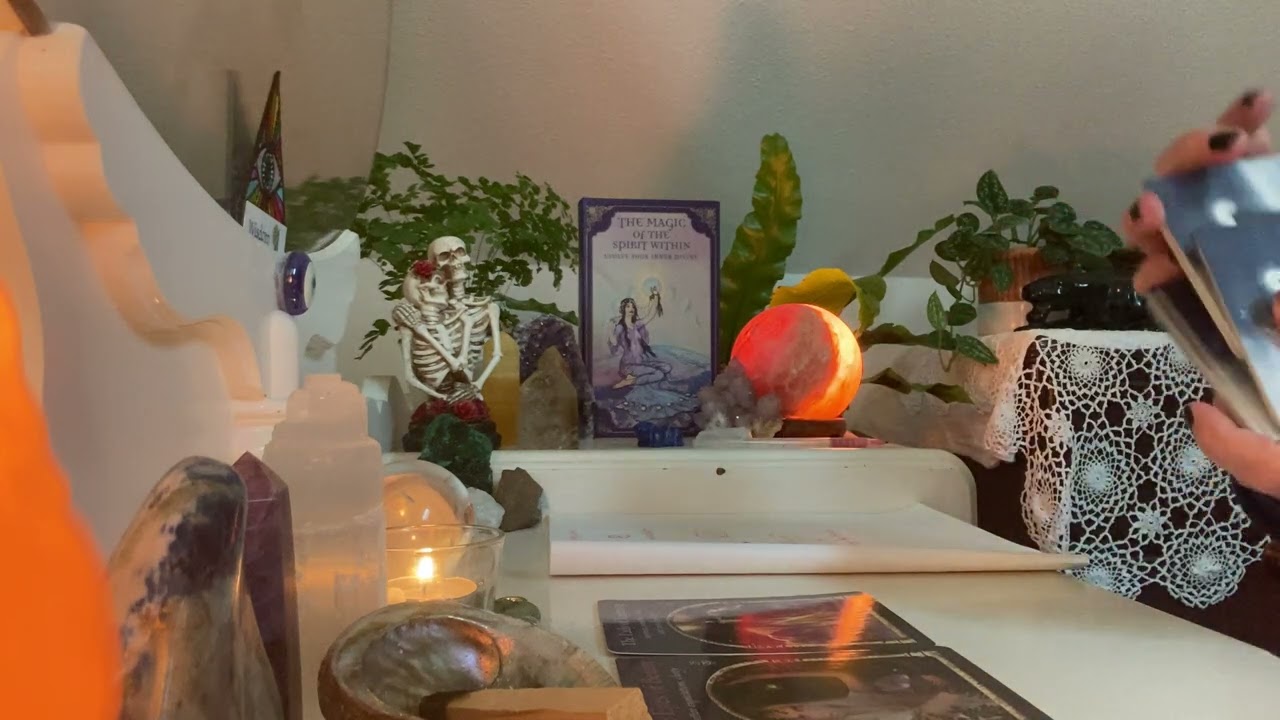 Your psychic gifts are coming in strong! Don’t be afraid…you are magical and meant to heal ppl