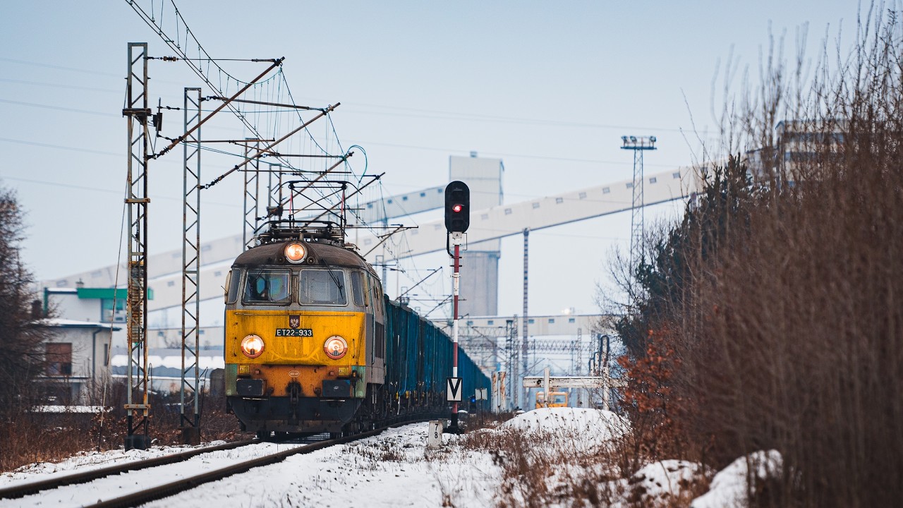 Ten Byk właśnie został odstawiony | ET22-933 opuszcza kopalnię Budryk | 17.02.2026