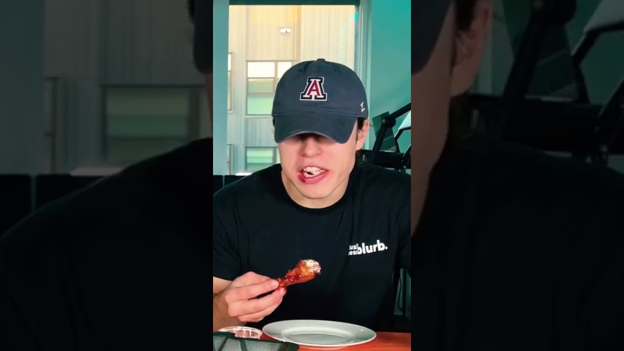 Trying WingStop&rsquo;s 420 BLAZE WINGS #shorts