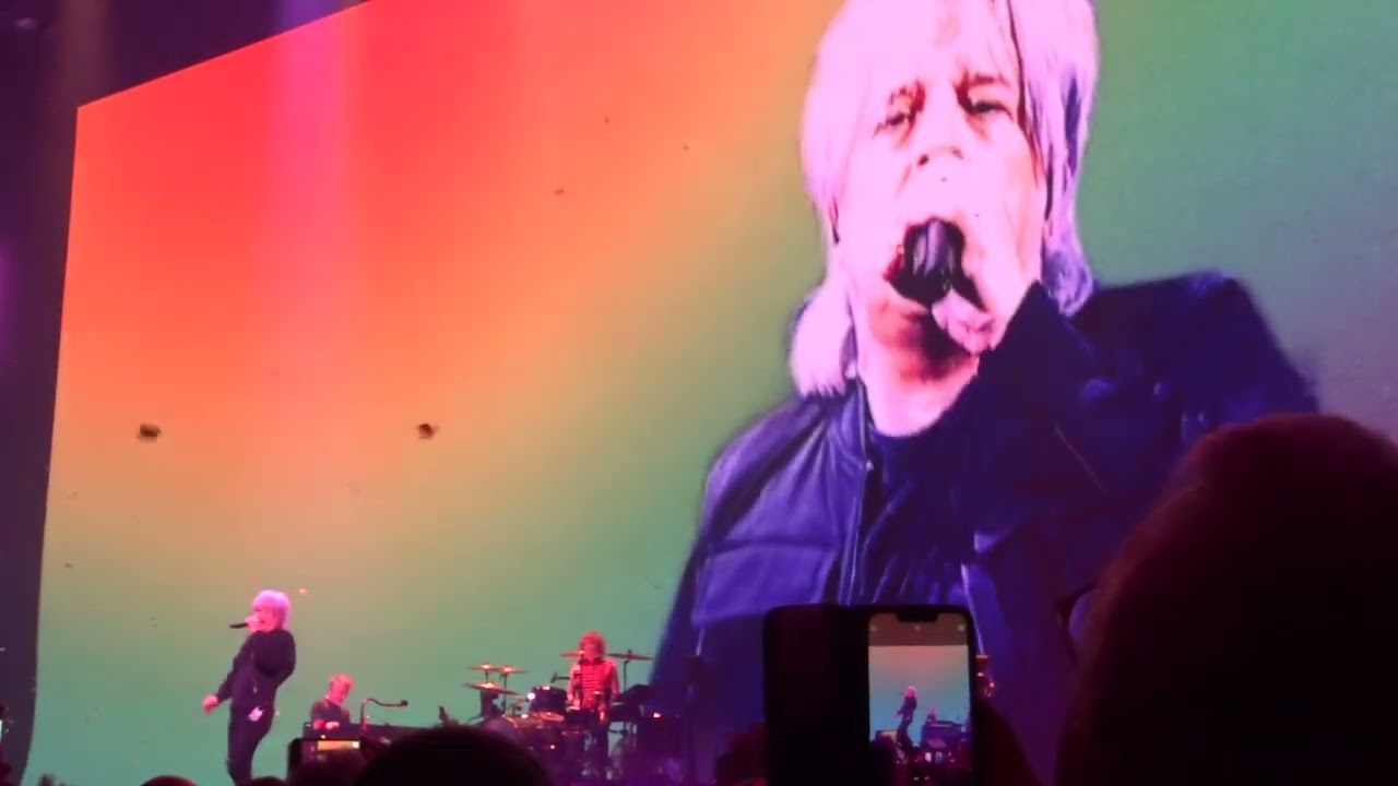 INDOCHINE - L'amour fou - Zénith de Rouen N°1, 06/05/2025