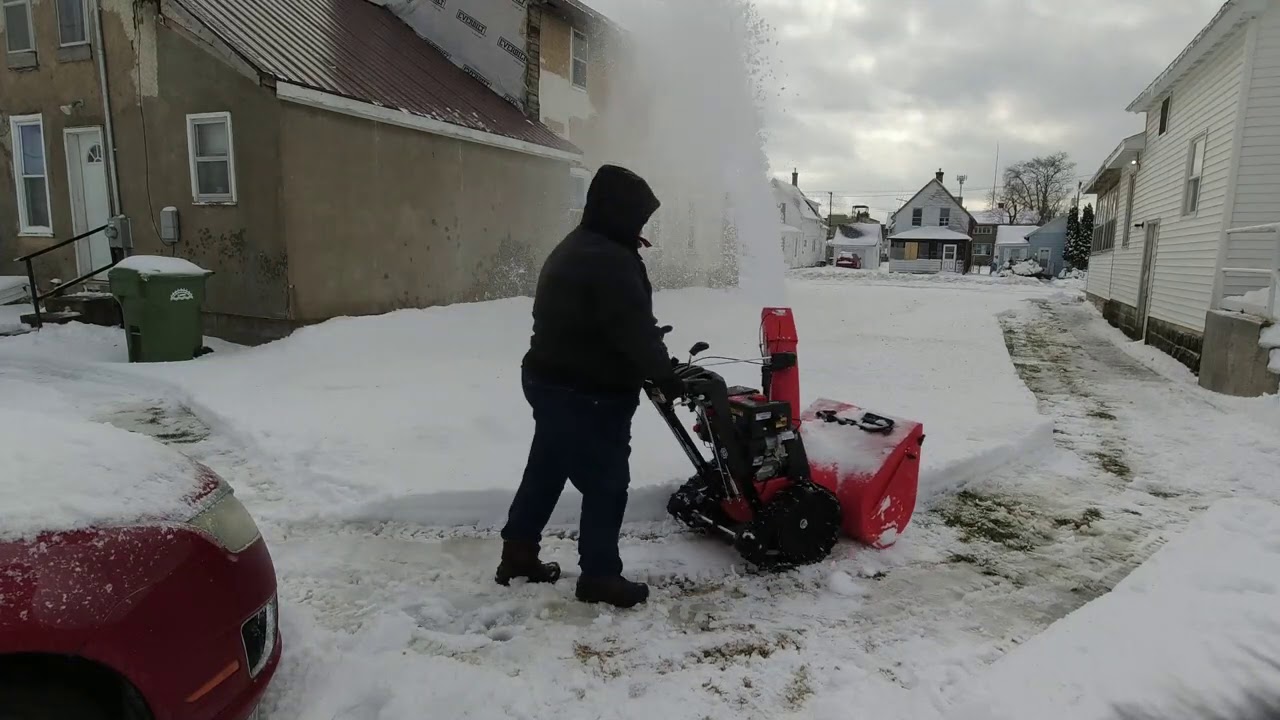 Ariens Pro 28 Hydro RAPIDTRAK для метели и слякоти в январе 2021 г.