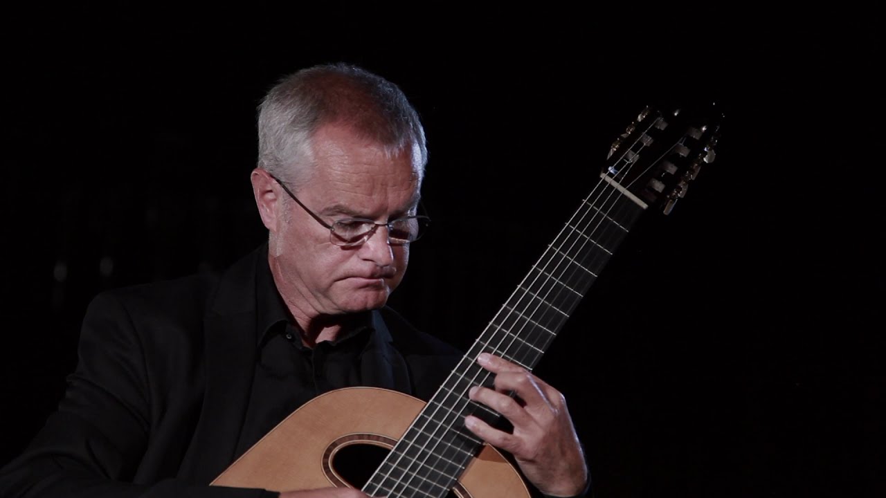 Janez Gregorič plays 1 Prelude by John W. Duarte on the Kreul-Carlevaro seven-string guitar