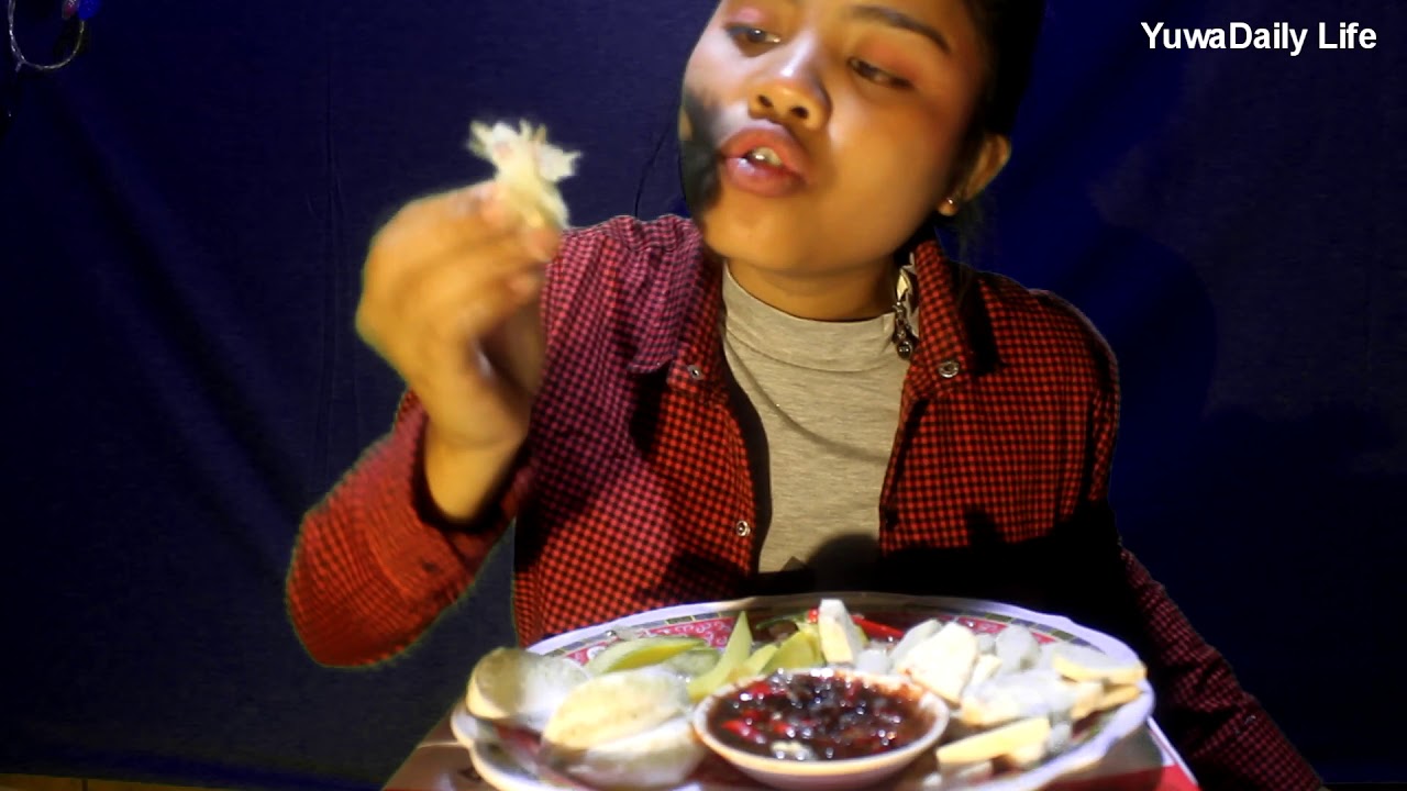 EXTREME SOUR MANGO in Khmer  Shrimp Paste Dipping|YuwaDaily Life