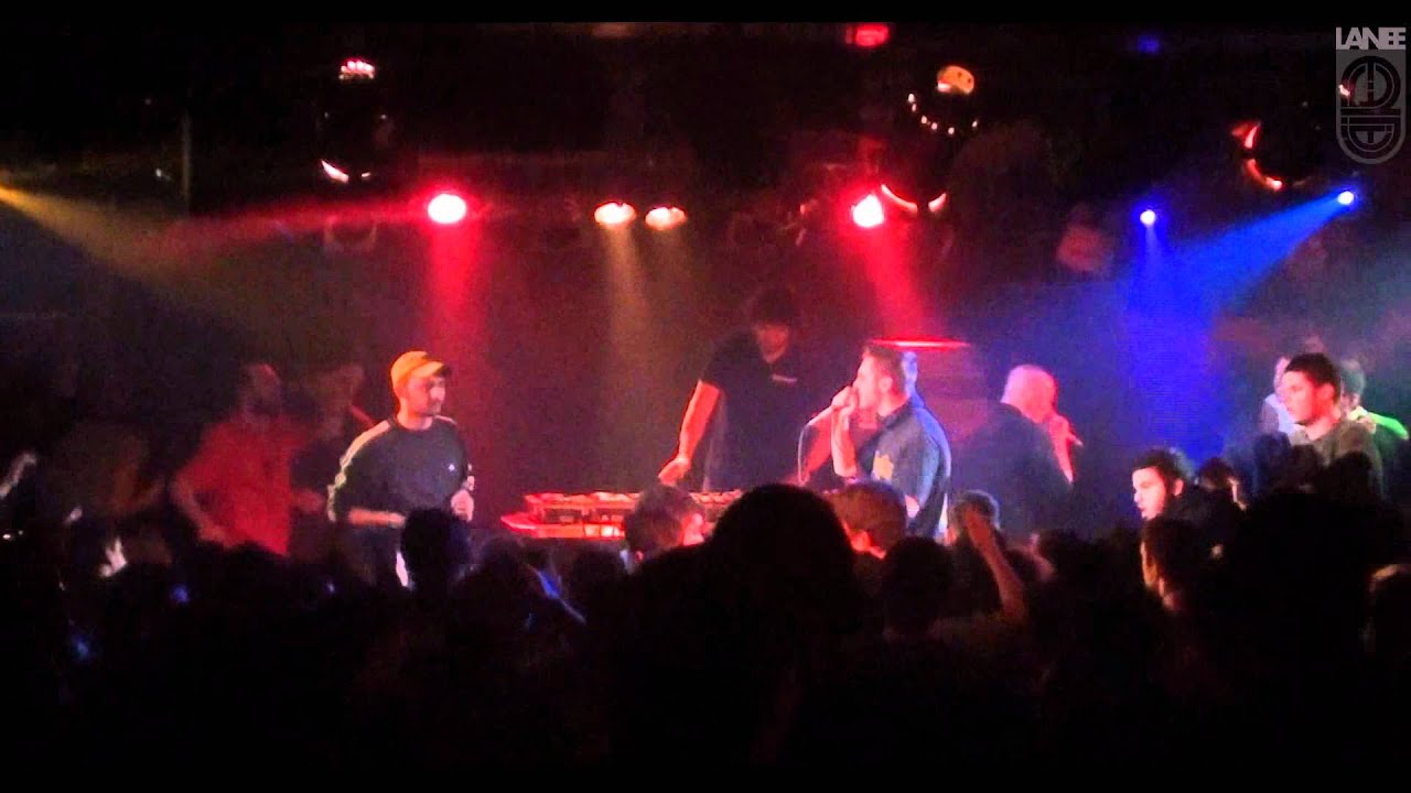Detro - Bullet 4 & A.X. free // live 2012
