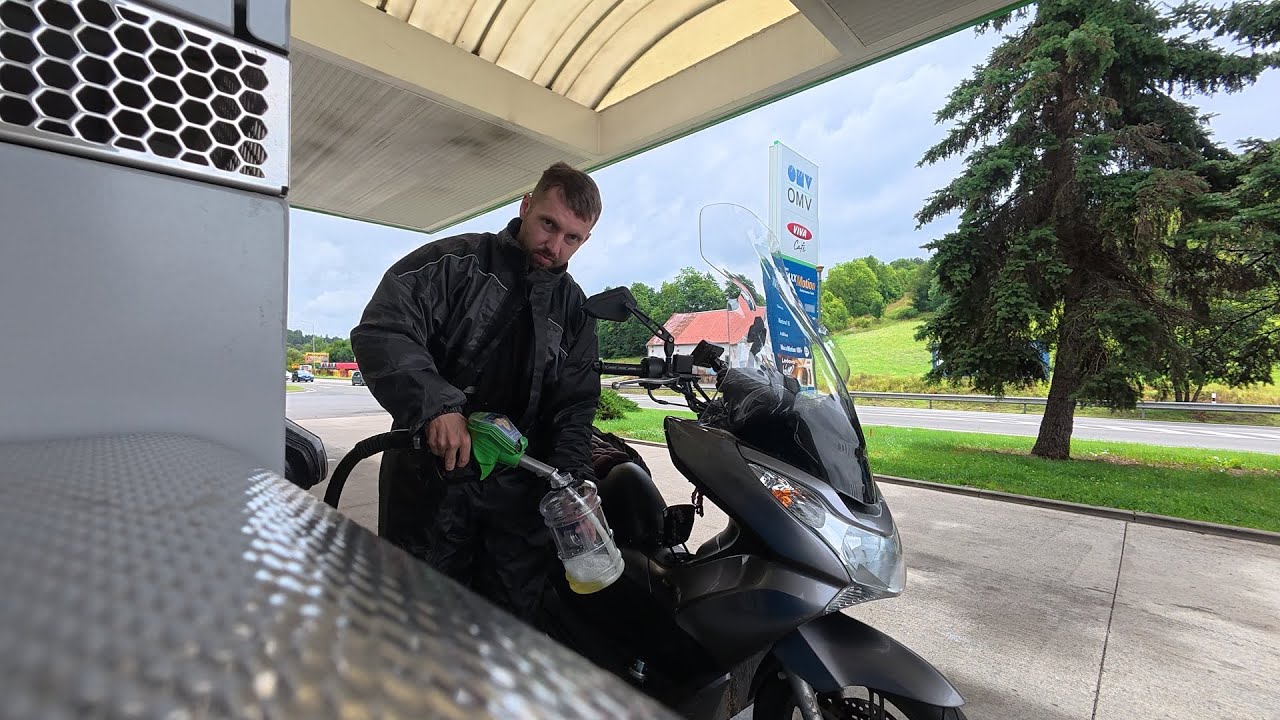 Sám do Nórska na skútri 😕| Nordkapp 2025 | Honda PCX | 1/14