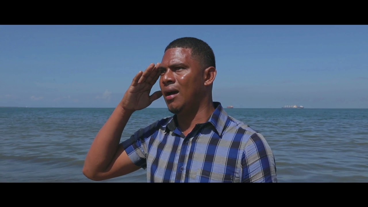 Kevin Brown KAINI PLIKRI - (Video Oficial)