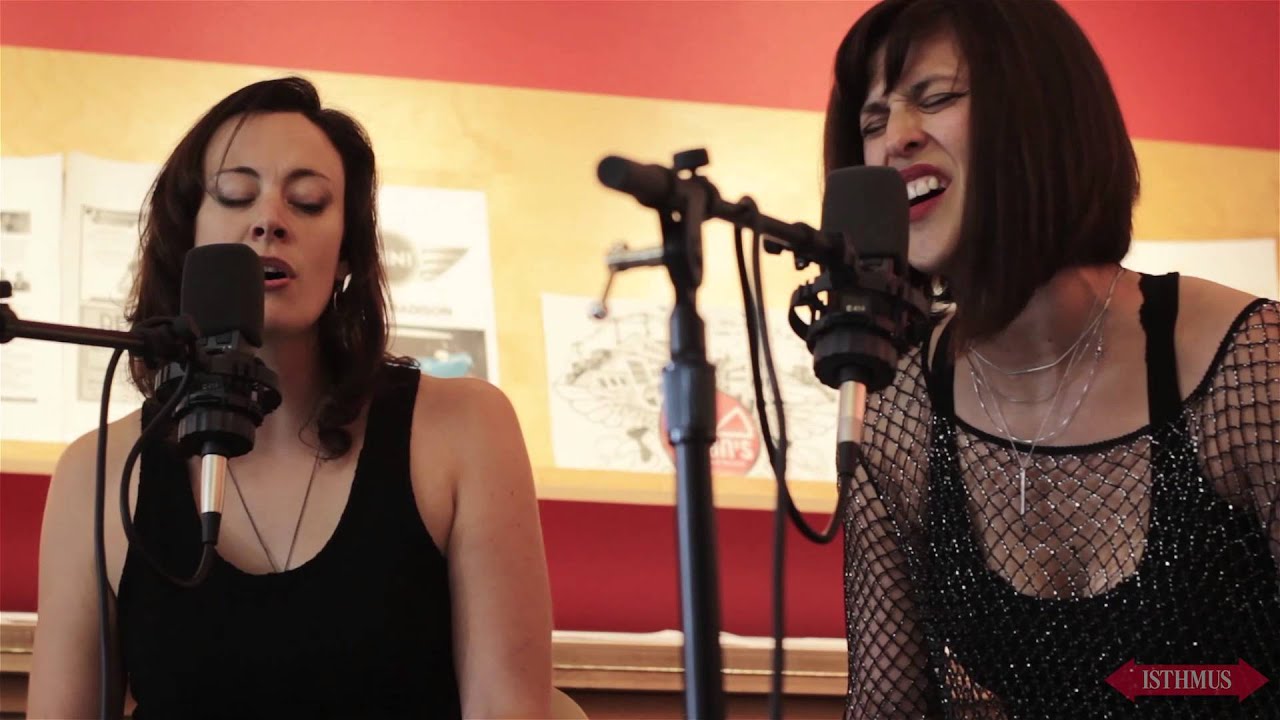 Isthmus Live Sessions: Dessa - 