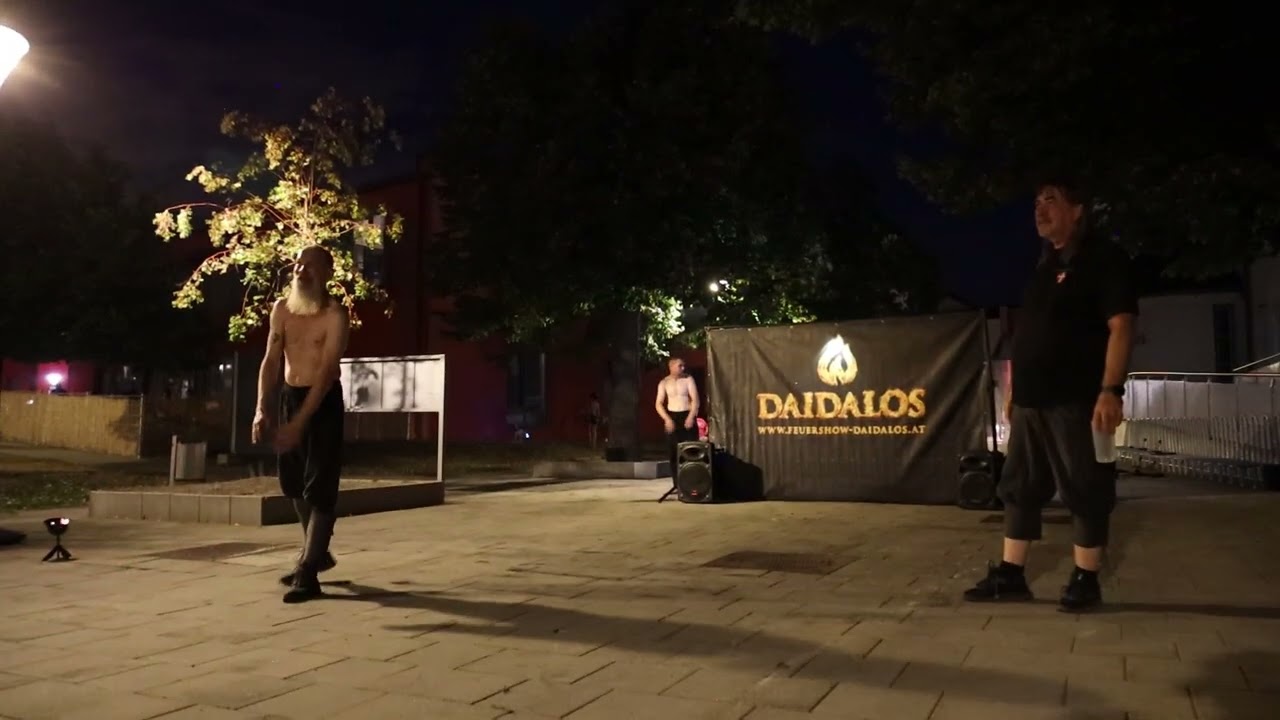 32 - Daidalos - Feuershow - Zugabe (da haben wir aber schon mehr gesehen)