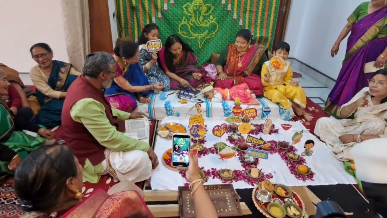 Bua NE khilaya apni bhatiji ko khana.  Happy annaprasan 