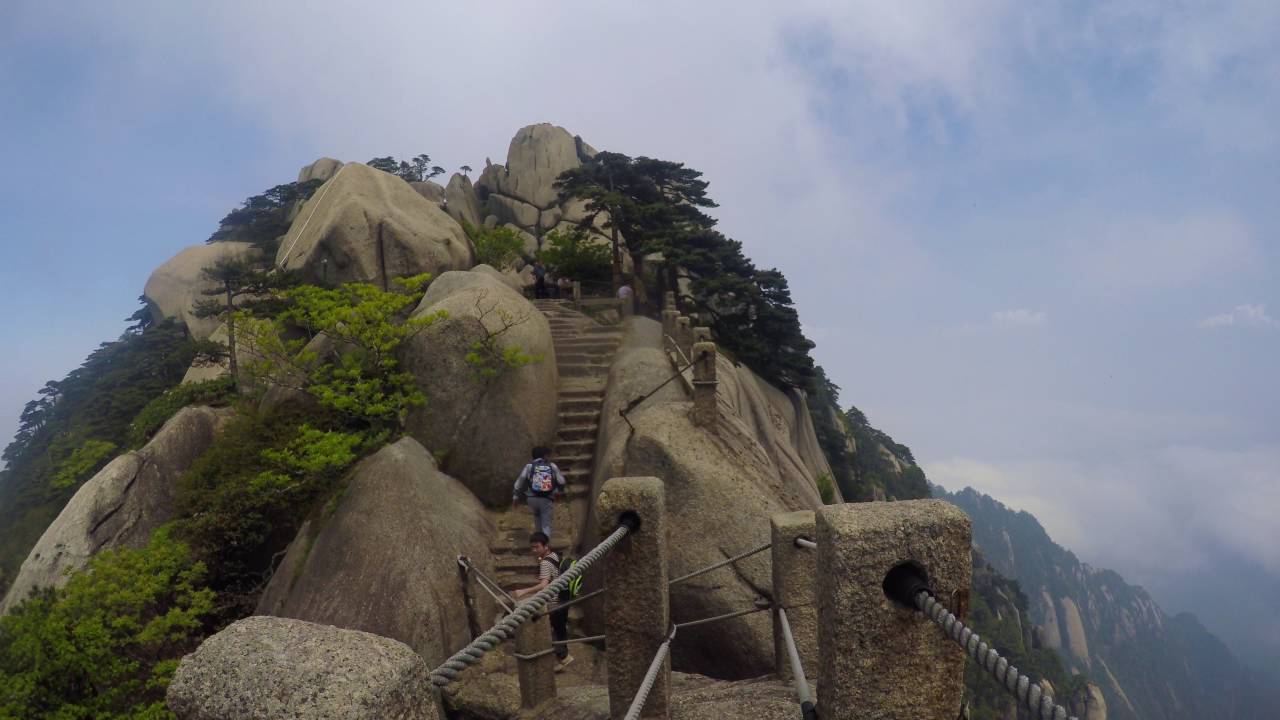 Celestial Capital Peak Trek 4K Yellow Mountains HuangShan