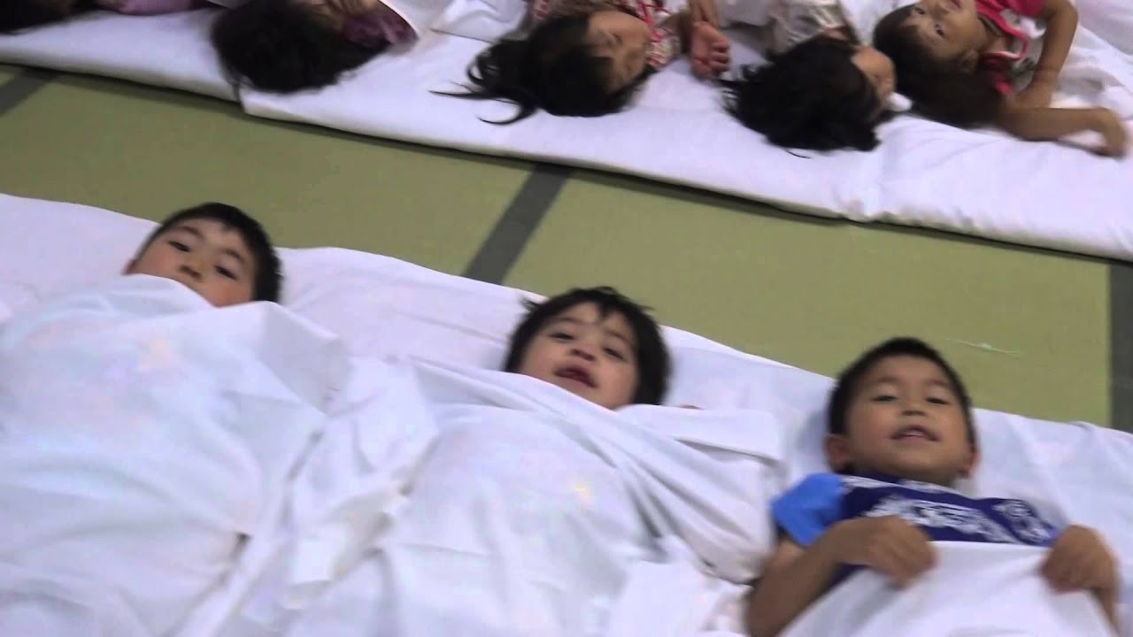 ともべ幼稚園「おやすみなさい」