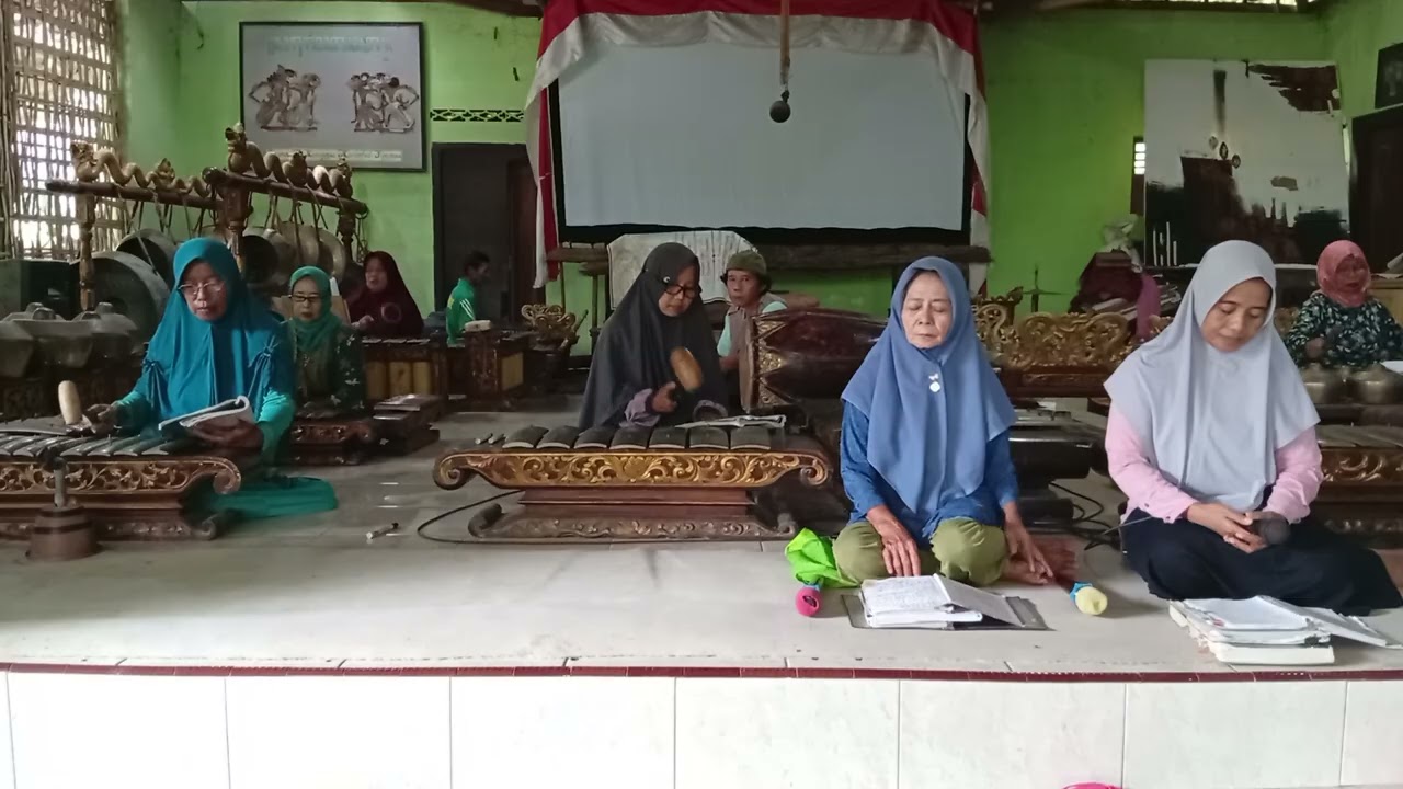 Gladhi LDR Wahyu saking bawa Pangkur Sm