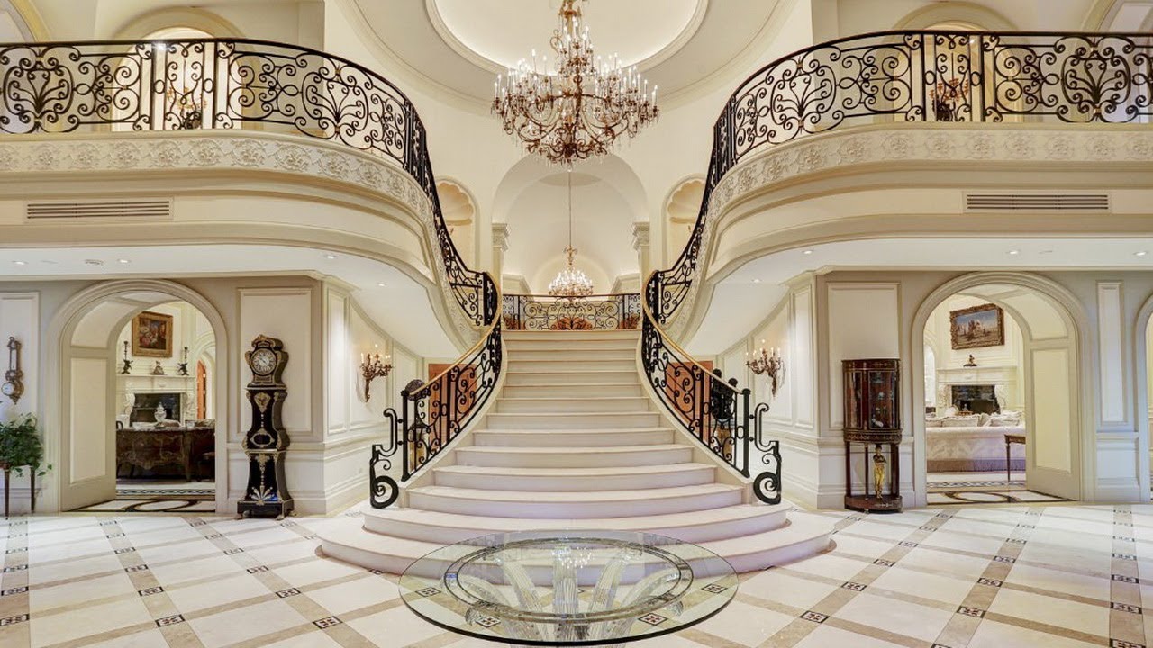 This Classic Style Mega Mansion Is a Renaissance Architecture Masterpiece