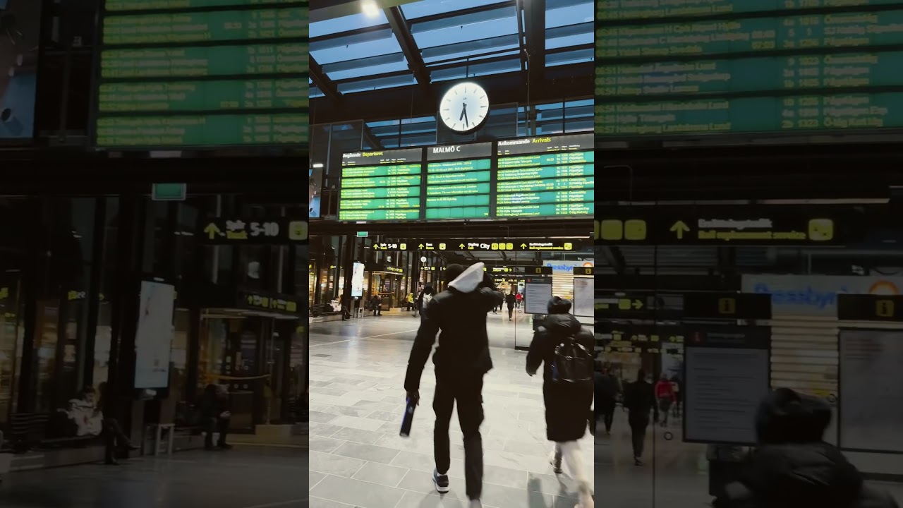Delayed trains in Malm&ouml; train station #train #centralstation #travel