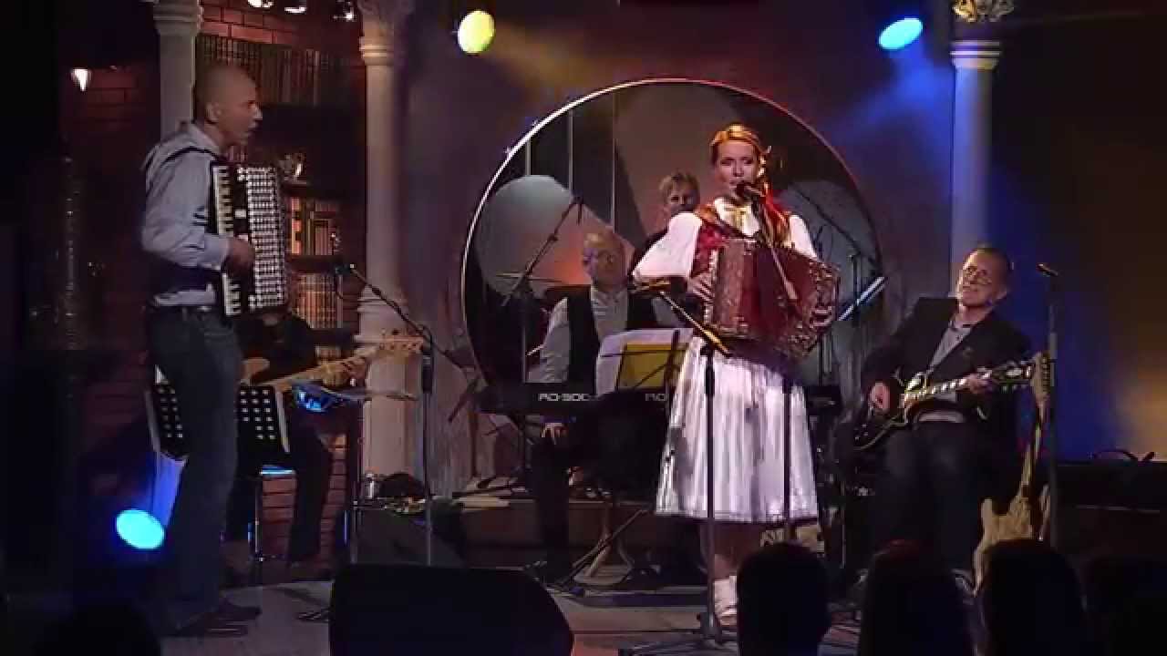 Vlasta Mudríková - Zmes ľudových pesničiek - Neskoro Večer, 2014