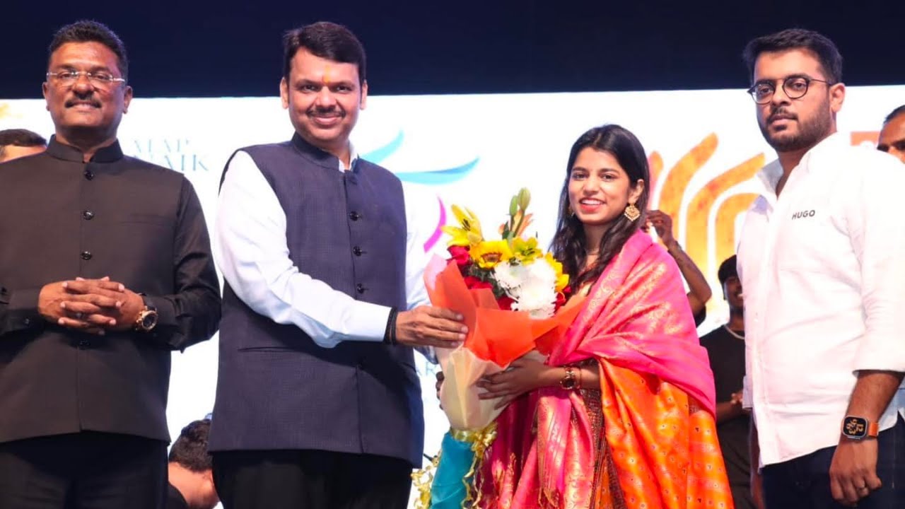 मैथिली ठाकुर के गानो पर झूम उठे महाराष्ट्र के डिप्टी सीएम देवेंद्र फडणवीस - FULL VLOG