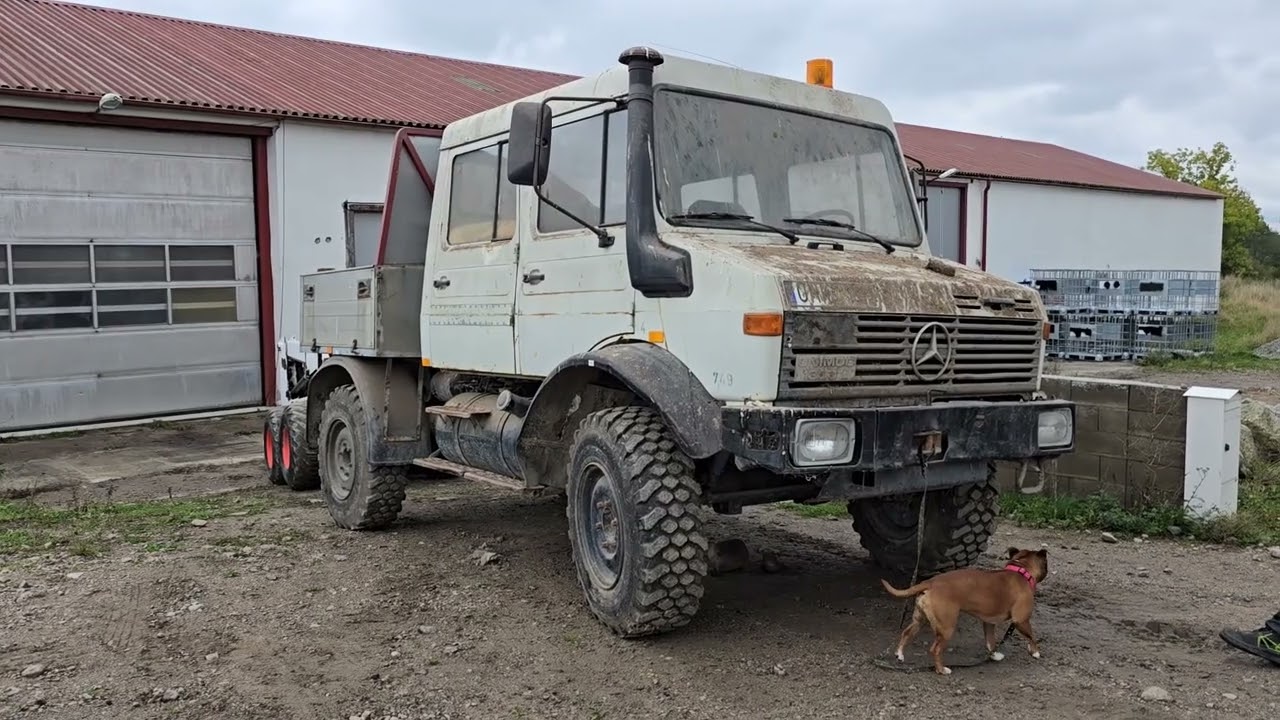 Unimog barn find rescued to workshop!